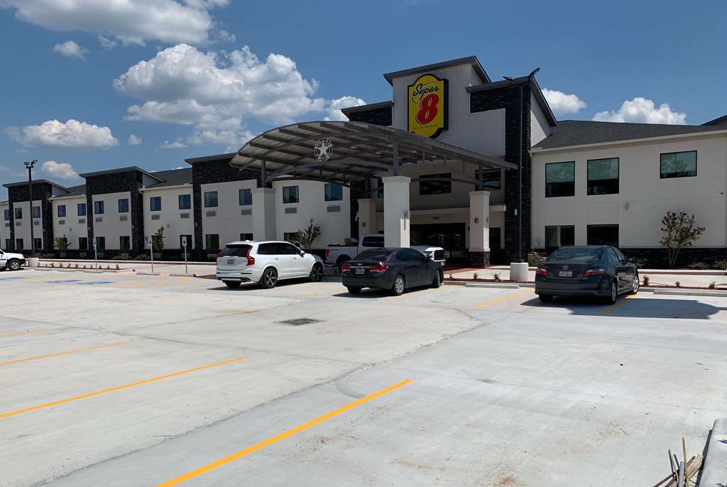Hotel Super 8 By Wyndham Kingwood Houston North Porter Exterior foto